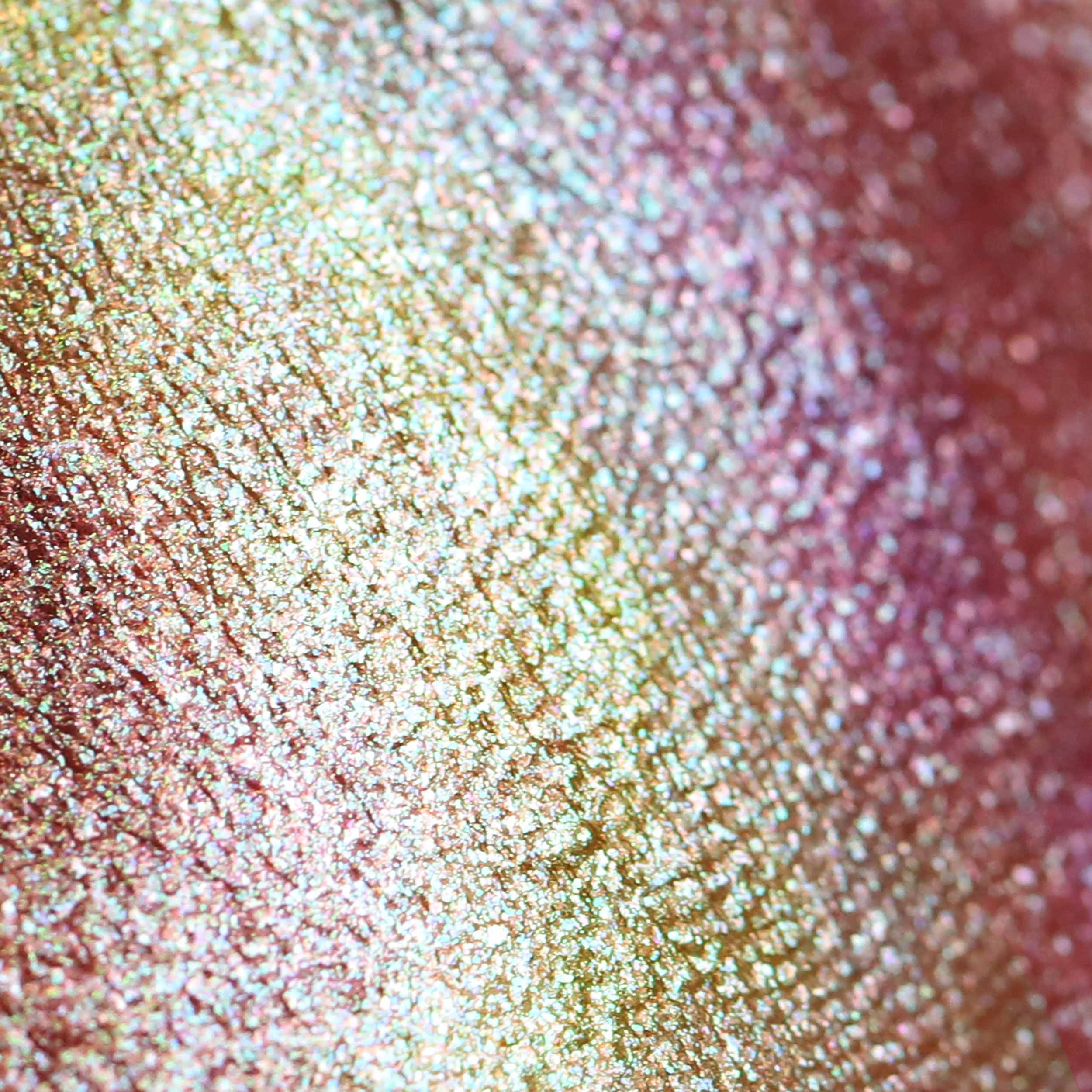 Chromatic Show Liner, från MOIRA, i färgen Sugar Coated.