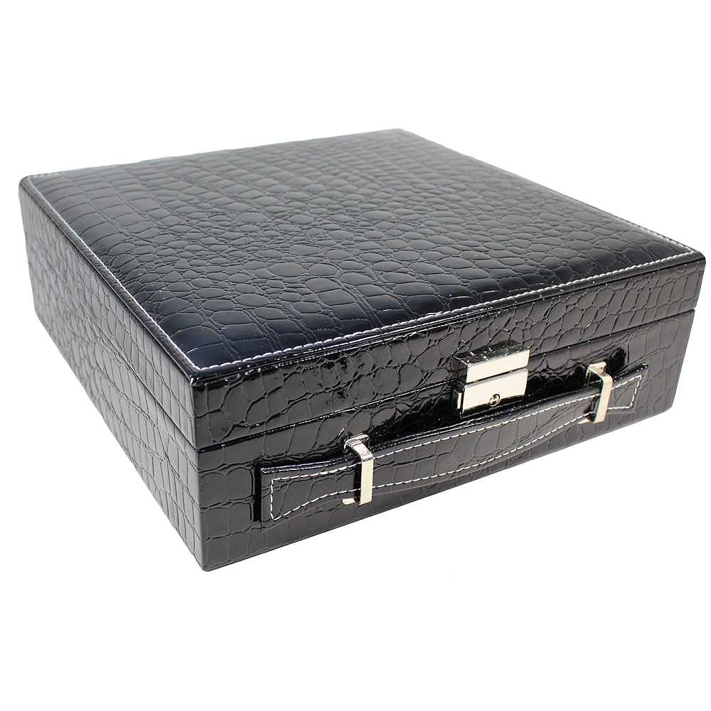 Smyckeskrin Crocopräglat Skinn, från Complement, i färgen black.