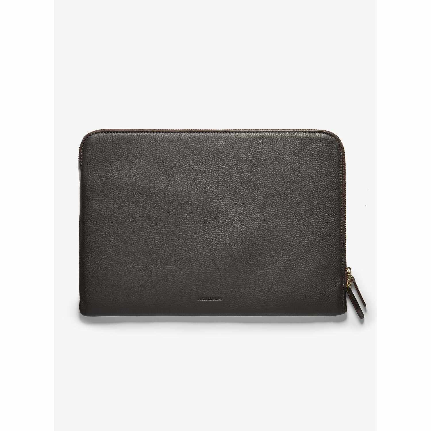 Datafodral Febe, från John Henric, i färgen brown.