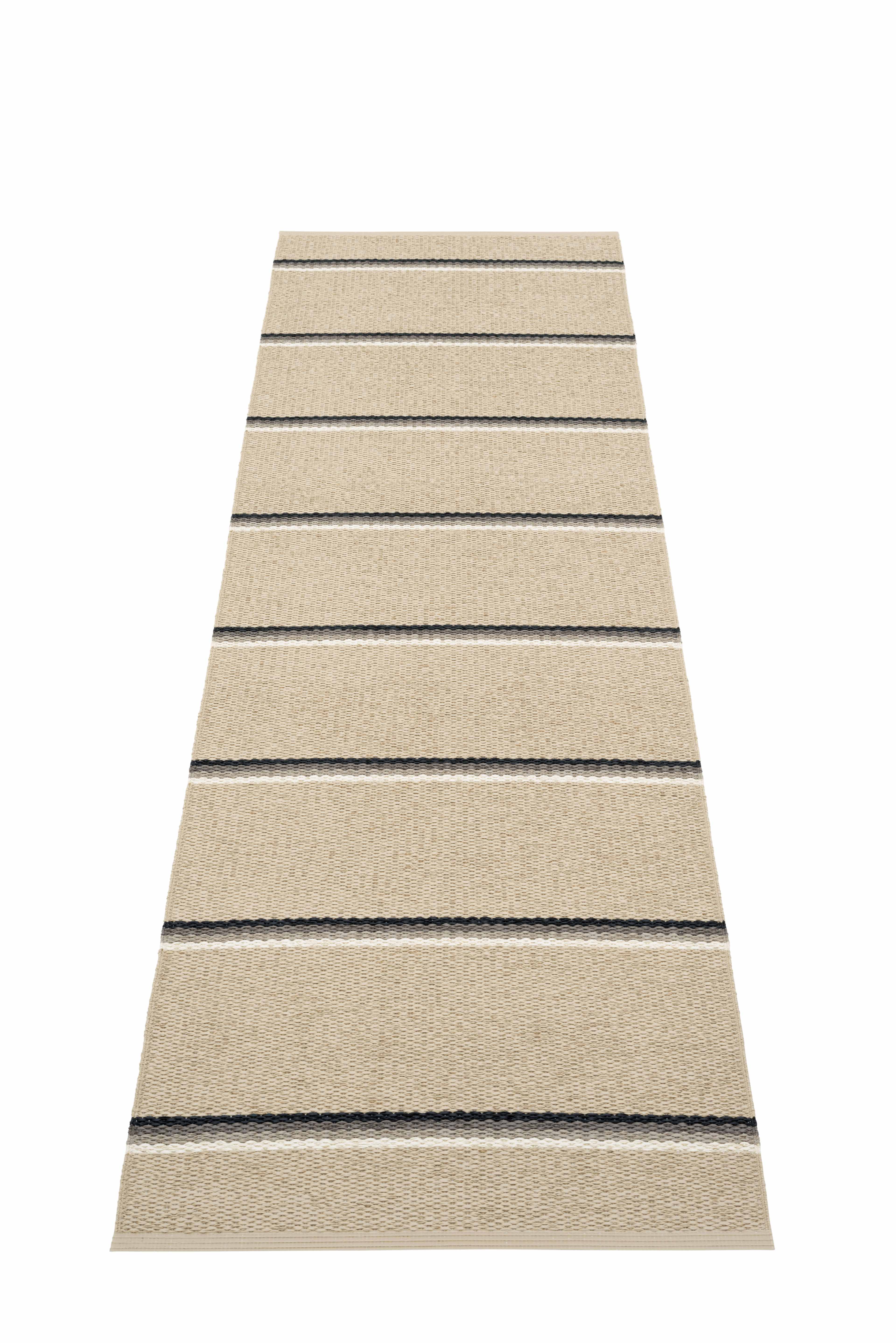 Olle, från Pappelina, i färgen mud.