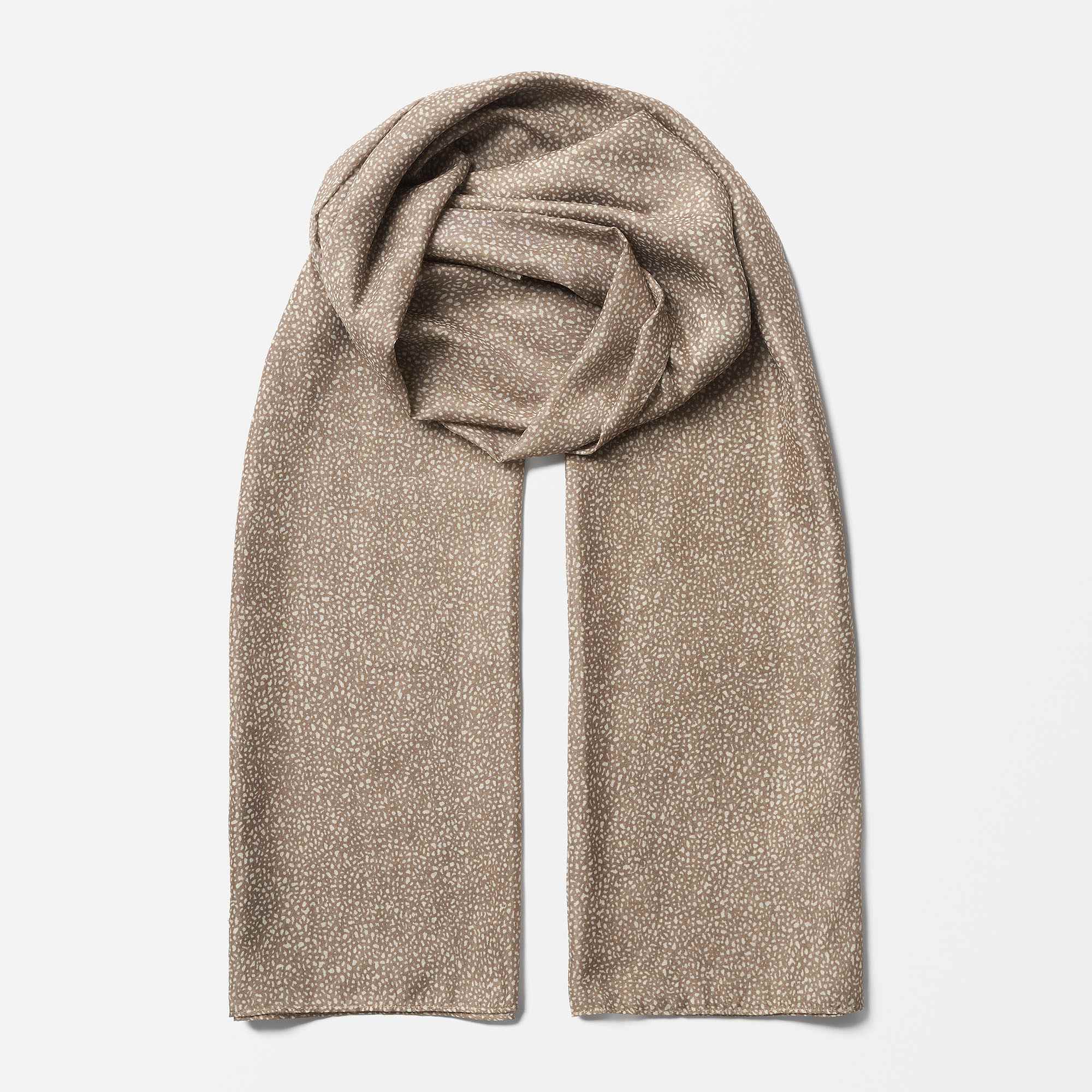 Tunn scarf DAISY, från Å WOMAN, i färgen Mole.