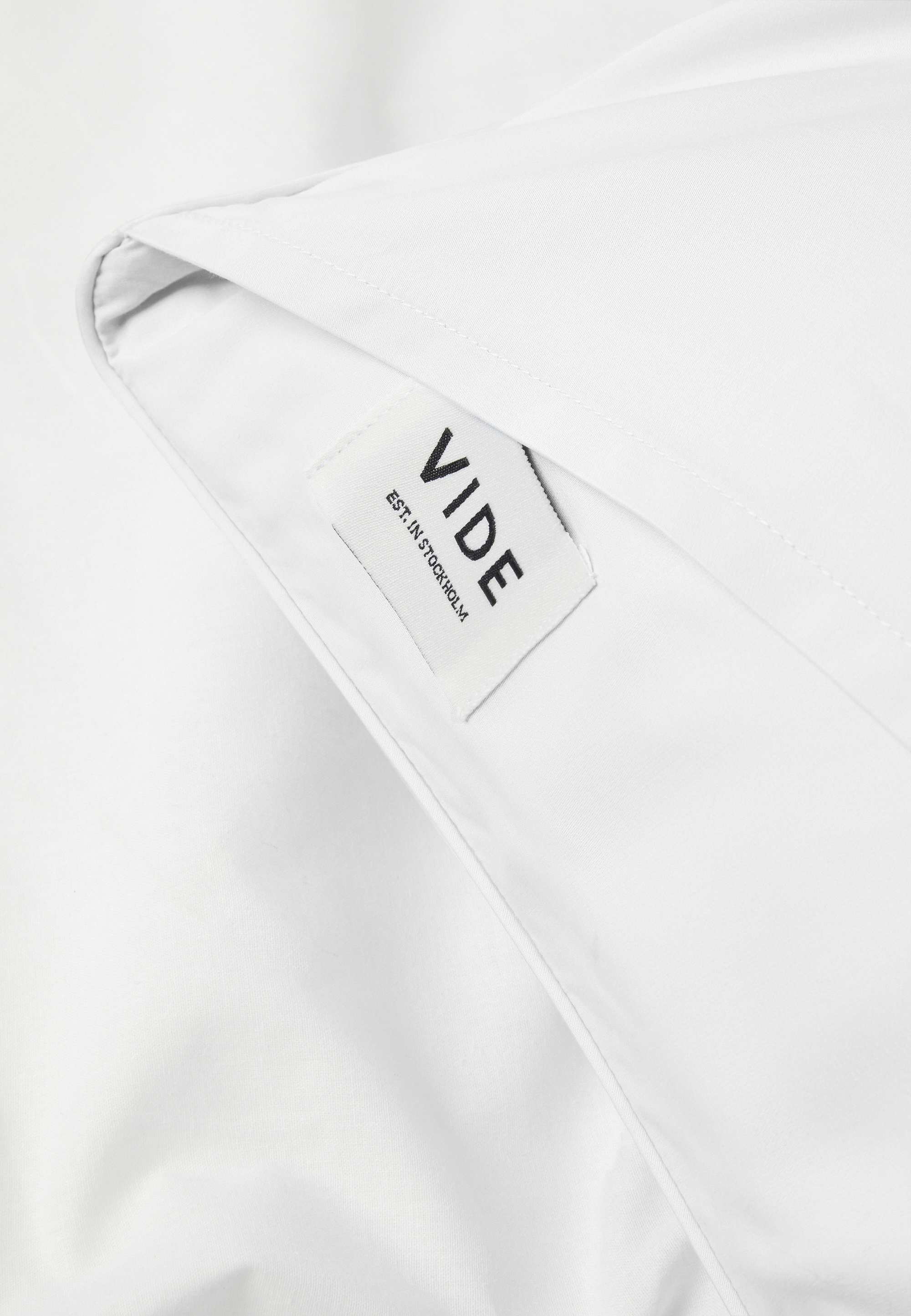 Enfärgat örngott i bambu 50x60 cm, från VIDE, i färgen White.