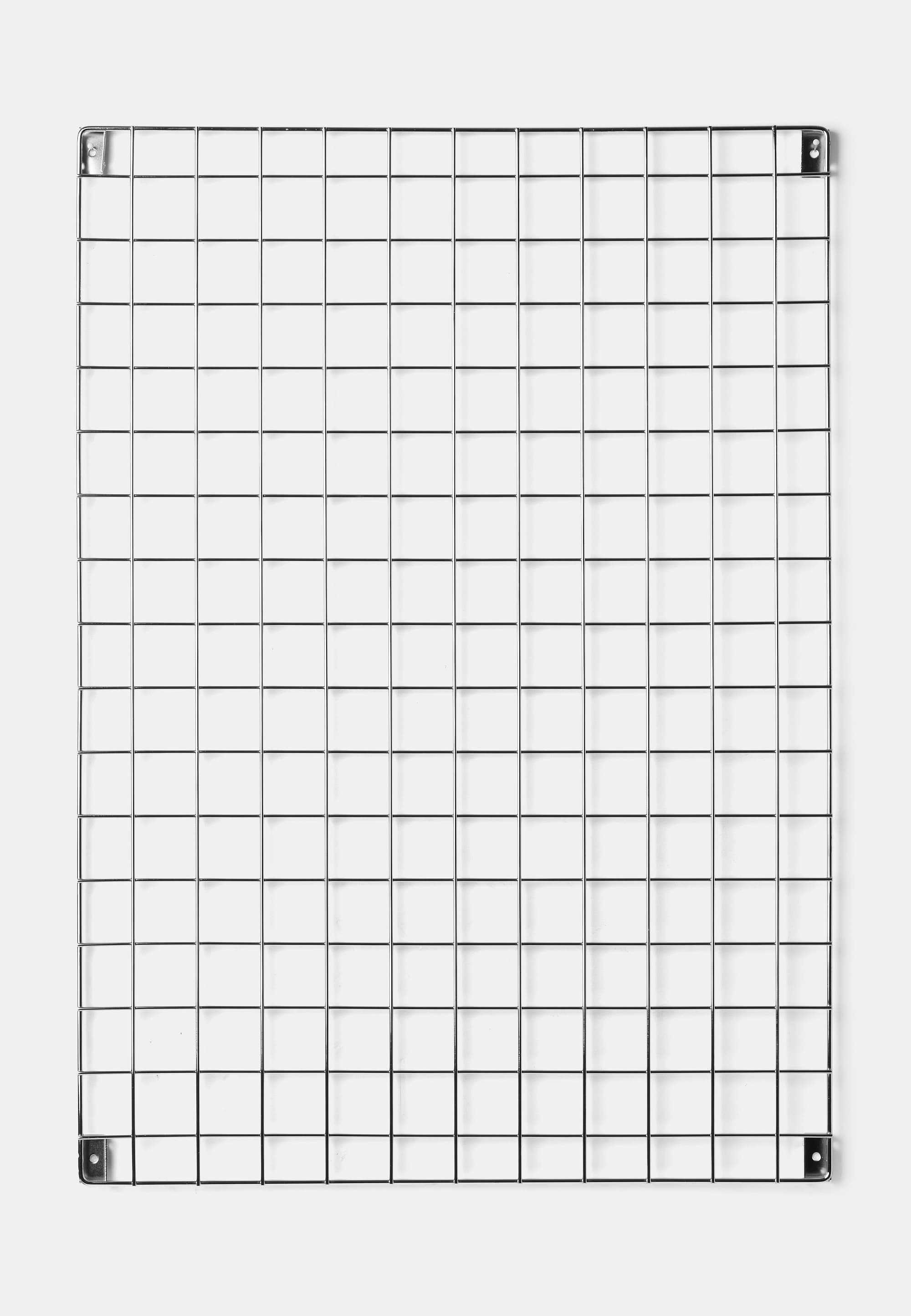 Förvaringstavla KOSTER 50x70 cm, från Åhléns Home, i färgen Chrome.