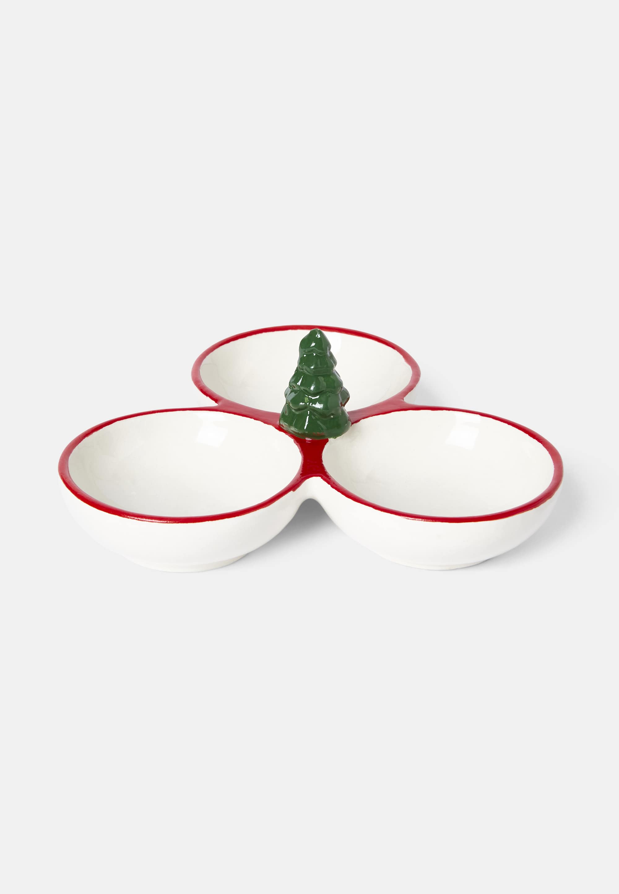 Serveringsskålar med julgran, från Åhléns Home, i färgen White.