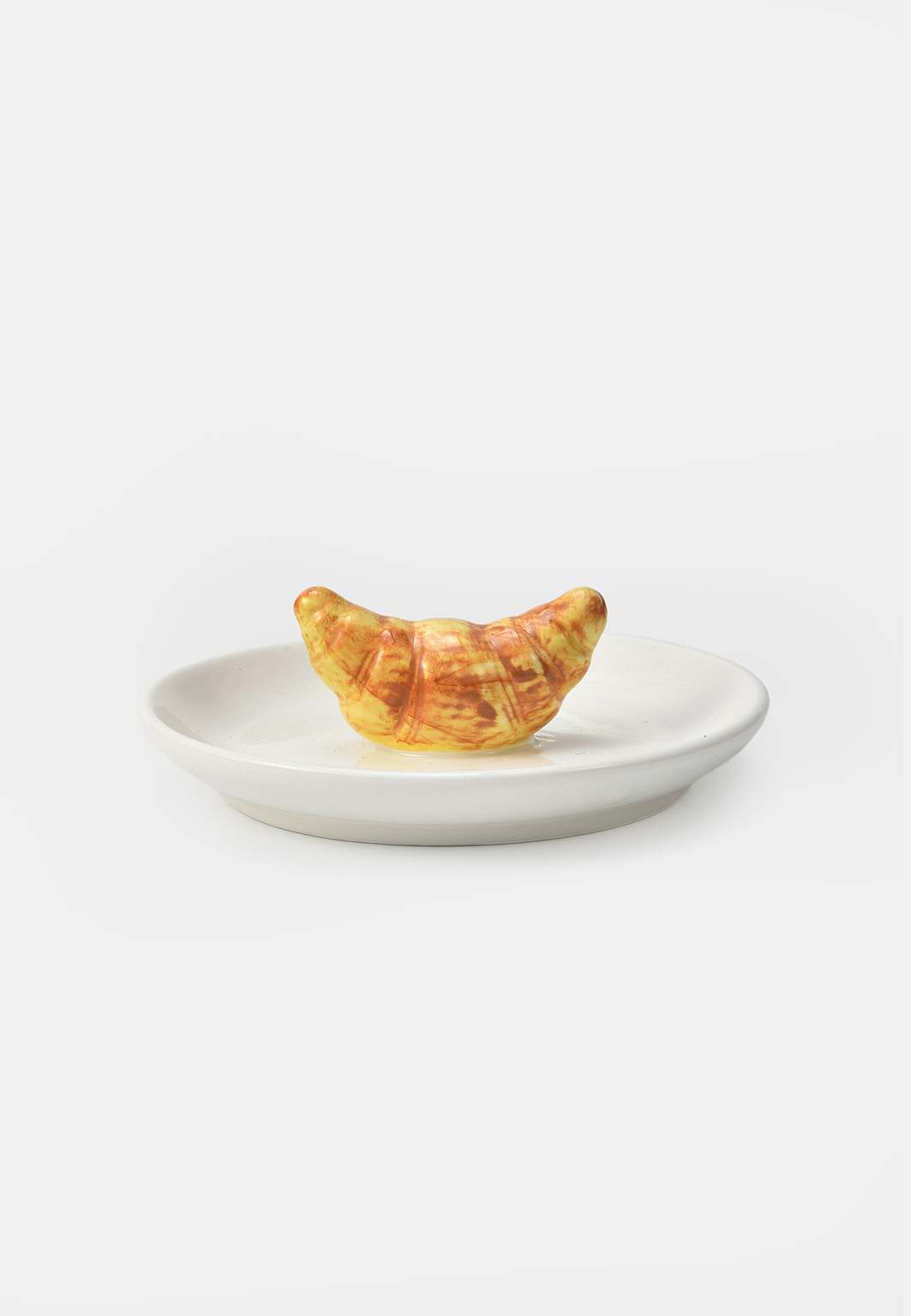 Assiett CROISSANT, från Åhléns Home, i färgen White.