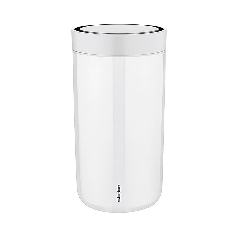 Termomugg To Go Click, från Stelton, i färgen Chalk.