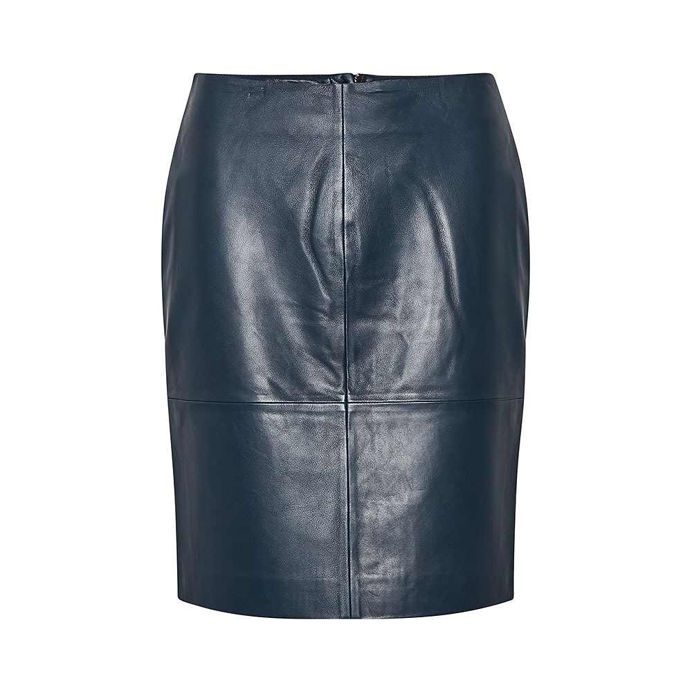 Folly Skirt Skirts, från Soaked In Luxury, i färgen India Ink.