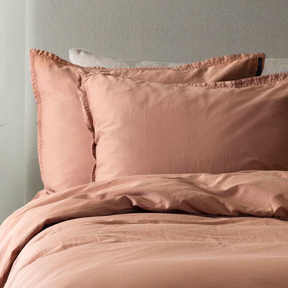 Pillowcase Soul, från Himla, i färgen Desert Rose.