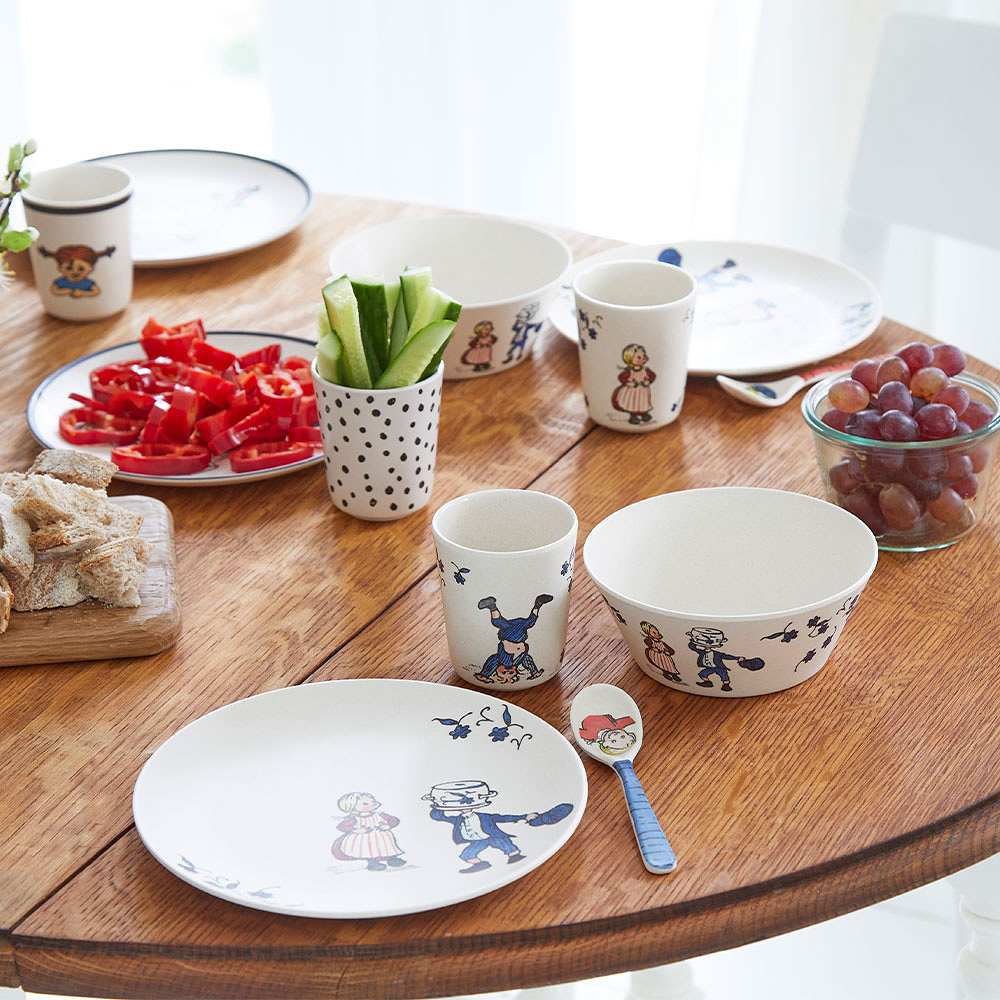 Emil 5 delar Barnservis Melamine, från EMIL.