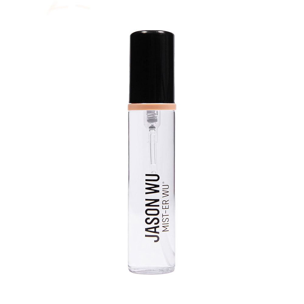 Mist-er Wu Face Mist, från JASON WU, i färgen What´s The Tea.