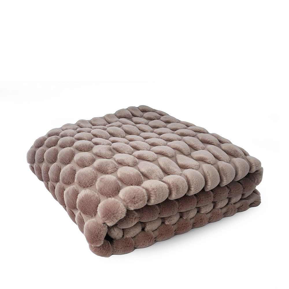 Cushion Cover Egg, från Ceannis, i färgen Dusty Pink.