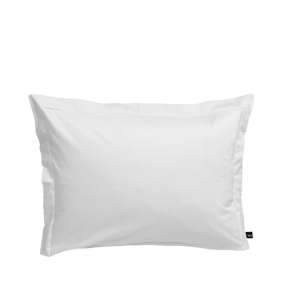 Örngott satin 50x60, från Høie of Scandinavia, i färgen Vit.