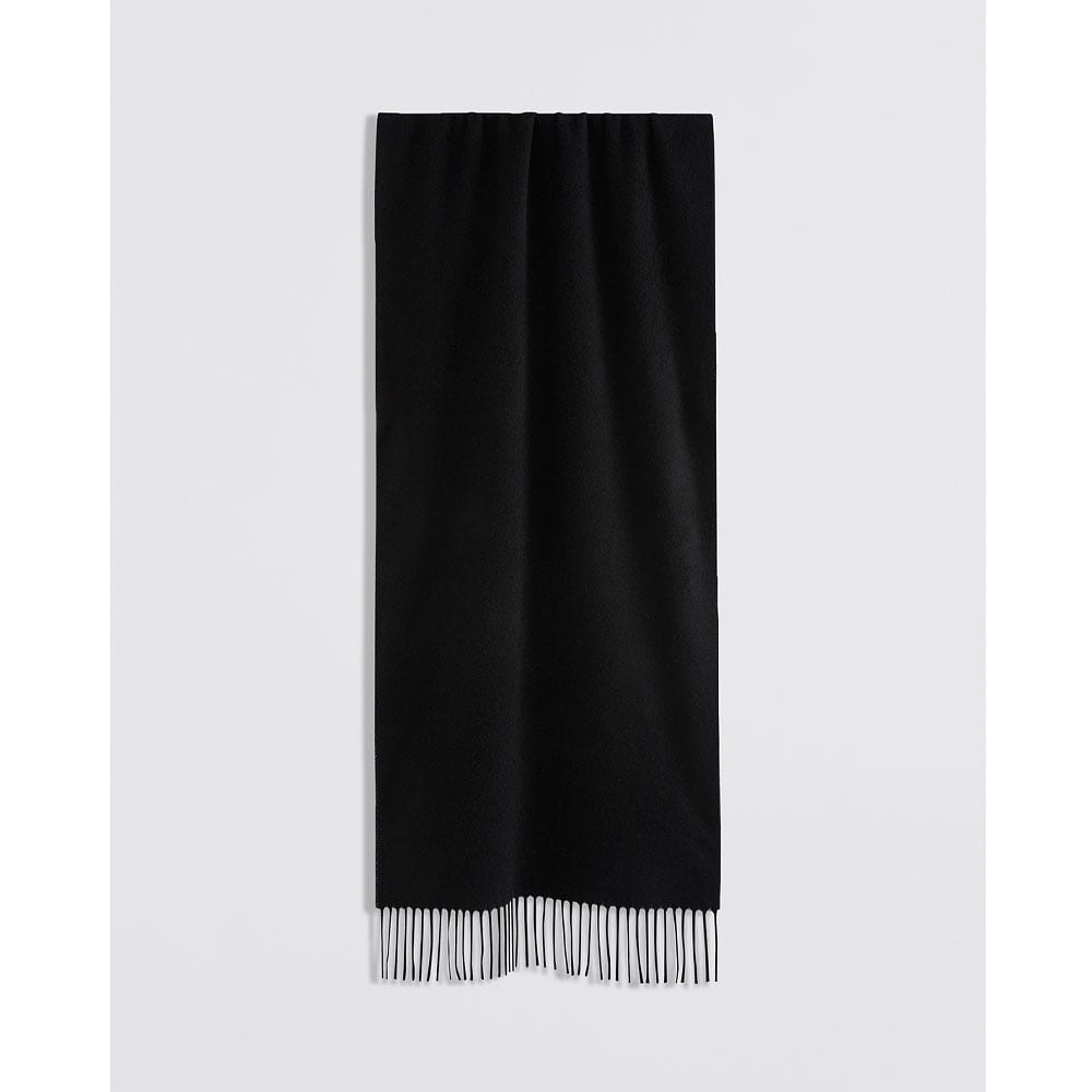 Cashmere Blend Scarf, från Filippa K, i färgen Black.