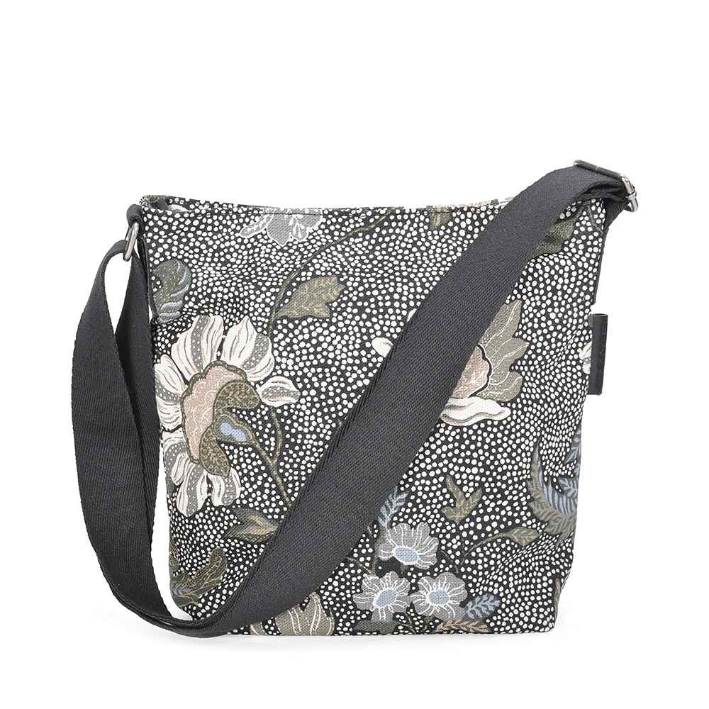 Small Shoulder Bag Black Flower Linen, från Ceannis, i färgen Black.