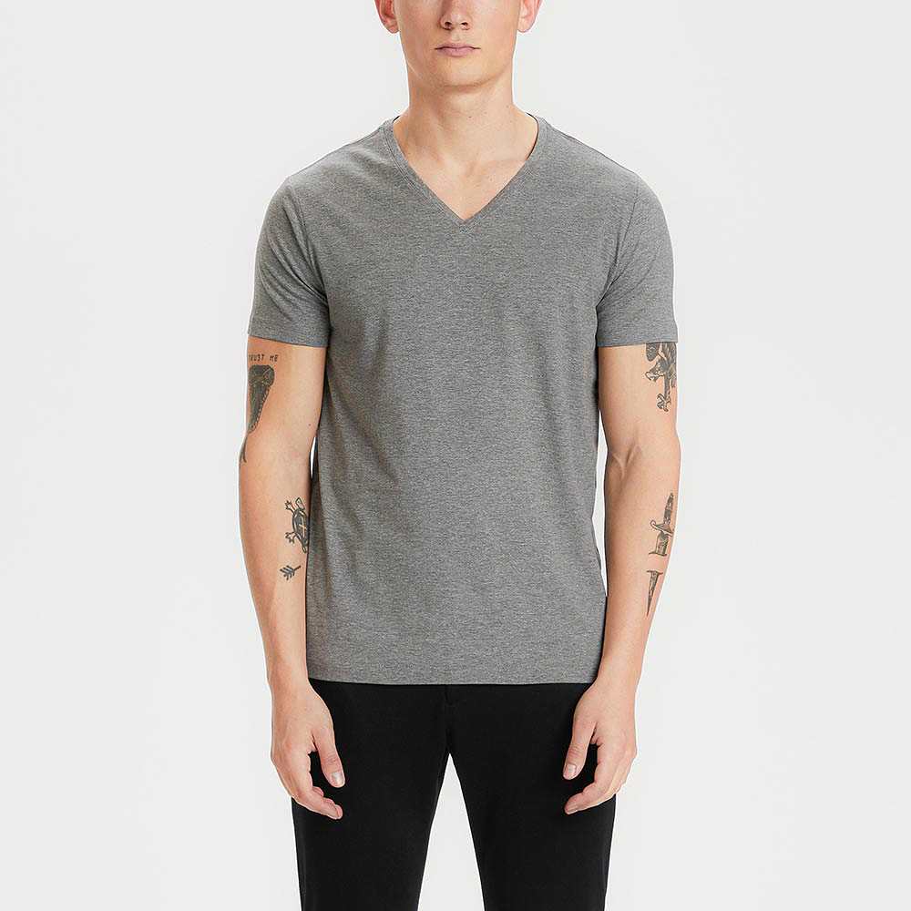 Madelink T-shirt, från Matinique, i färgen Med.grey Melange.