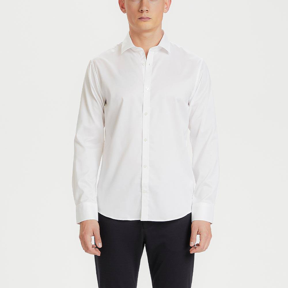 Skjorta Trostol Shirt, från Matinique, i färgen White.