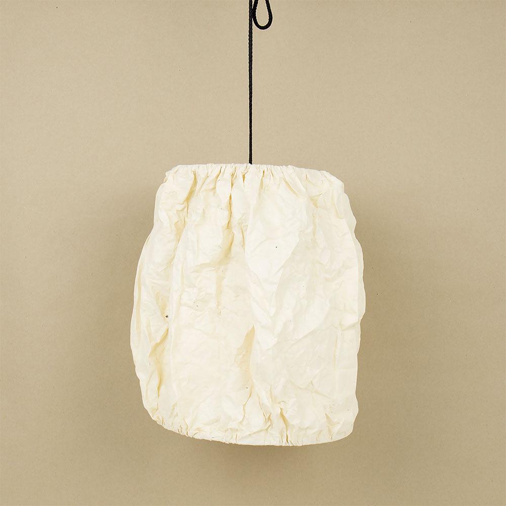 Lampskärm, papper Wrinkle, från A World of Craft, i färgen Vit.