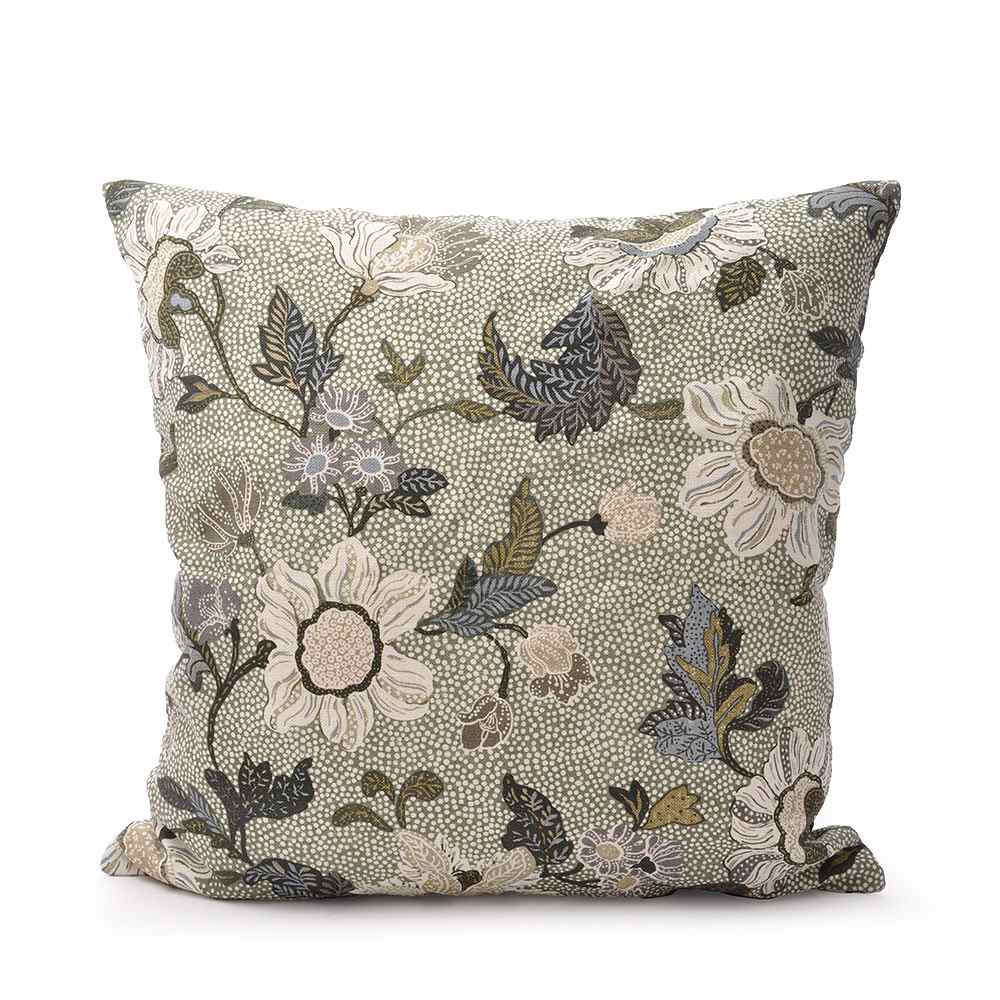 Kuddfodral Flower Linen 50x50 cm, från Ceannis, i färgen Soft Green.