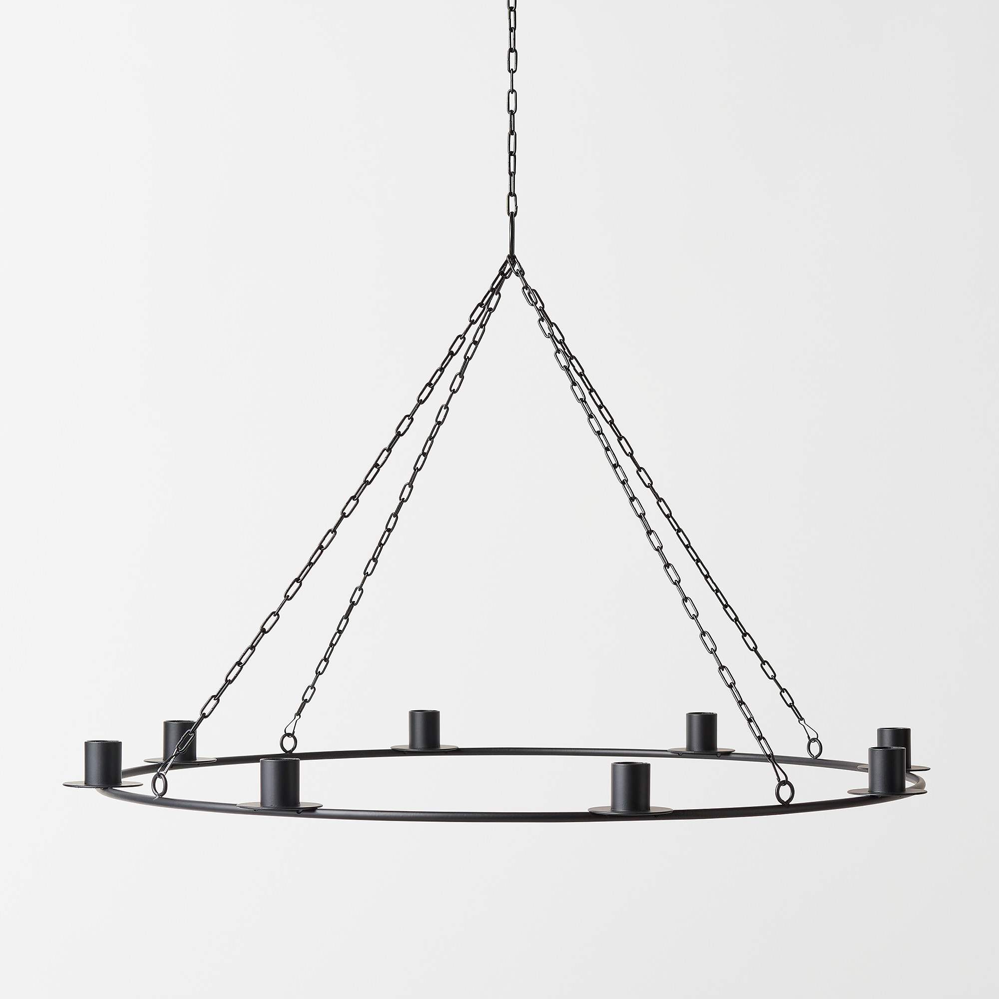 Ljuskrona HANNA, från Åhléns Home, i färgen Black.