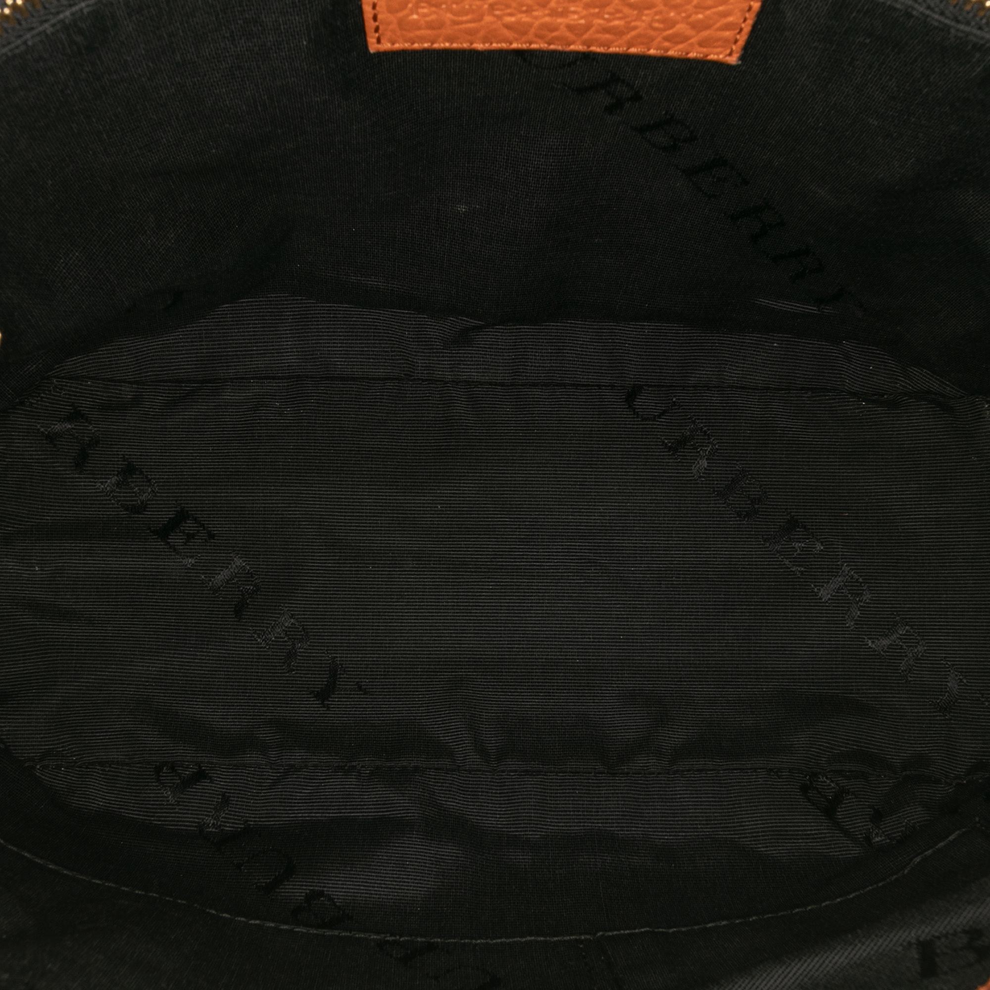 Burberry Small Heritage Grain Check Embossed Leather Orchard Bowling Bag, från Luxclusif, i färgen orange.