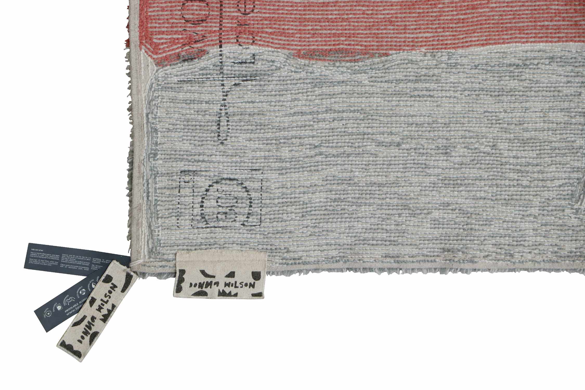 Tvättbar Ullmatta Woolable Abstract L, från LORENA CANALS, i färgen natural, sandstone, sunlight, dusty pink, spiced coral, sage, smoke blue.