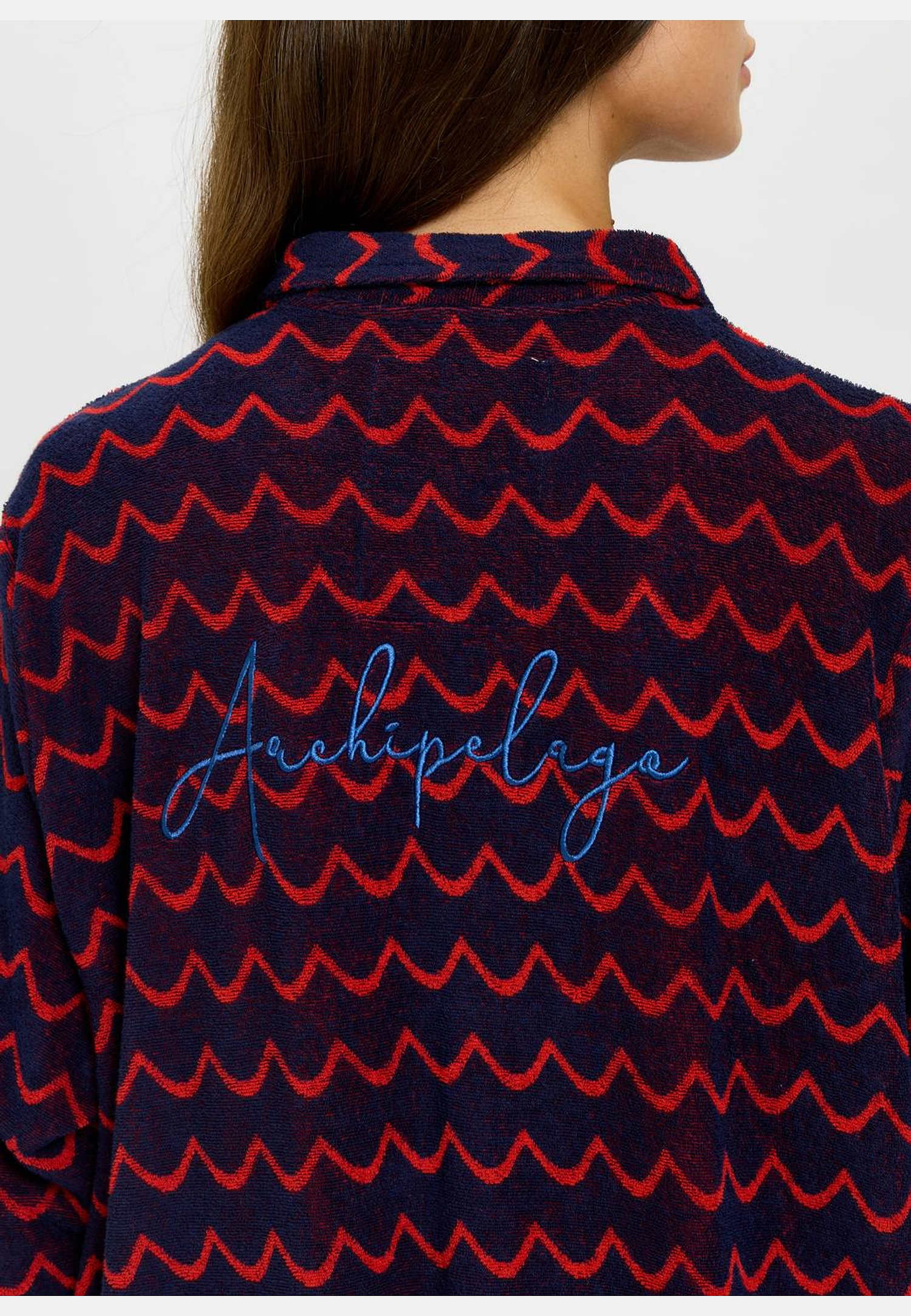 Badrock Archipelago Navy Röd Våg, från emmamalena, i färgen marinblå.