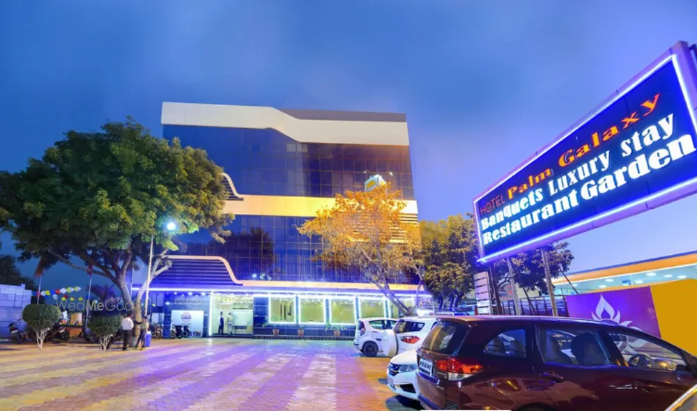 Hotel Palm Galaxy