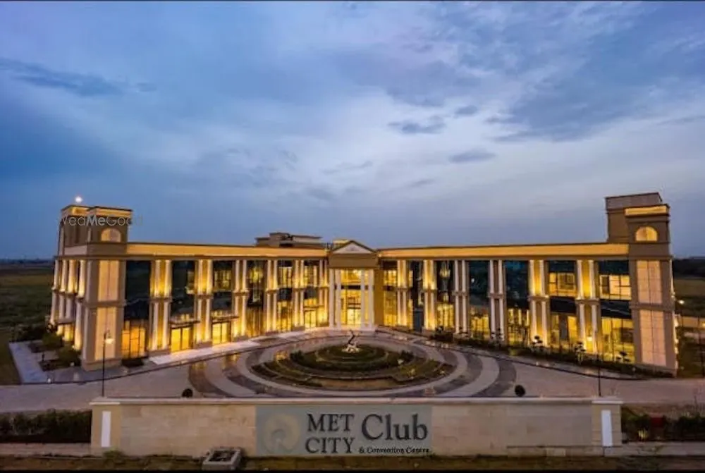 Reliance Met City Club And Convention Centre