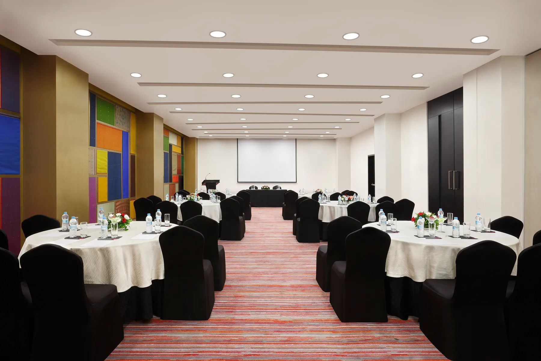 Crowne Plaza Pune City Centre