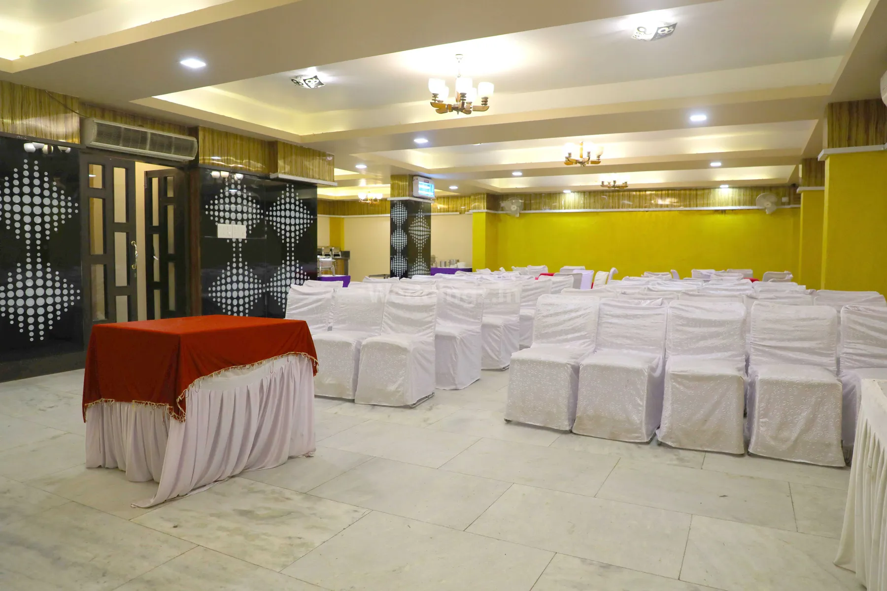 Hotel Pearl Regency