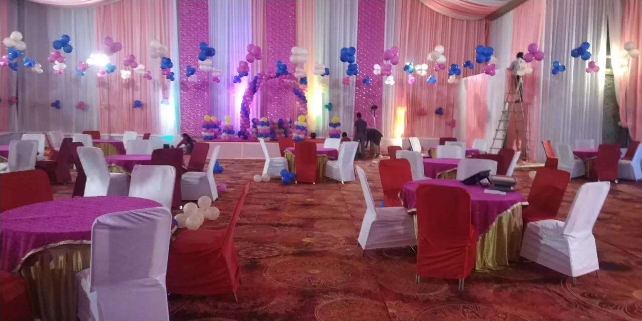 Saket Banquet