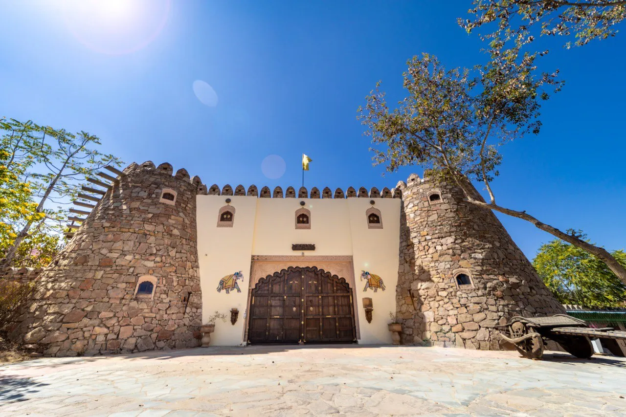 Lohagarh Fort Resort and Spa