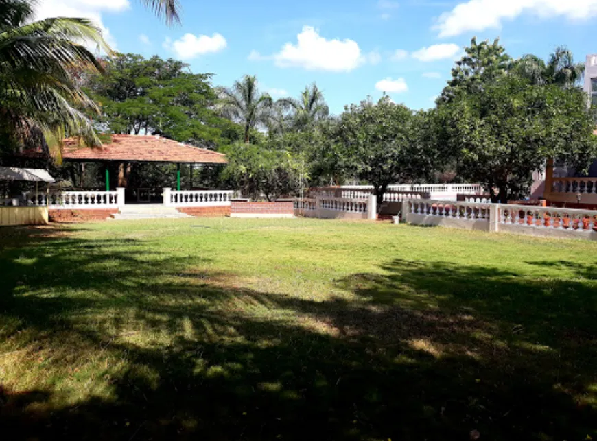 M G Farmhouse Retreat