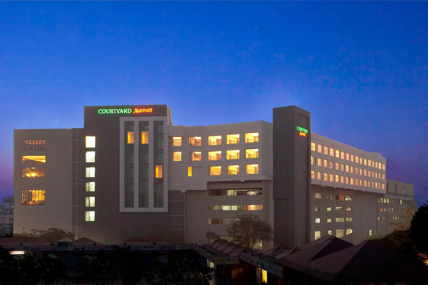Courtyard By Marriott