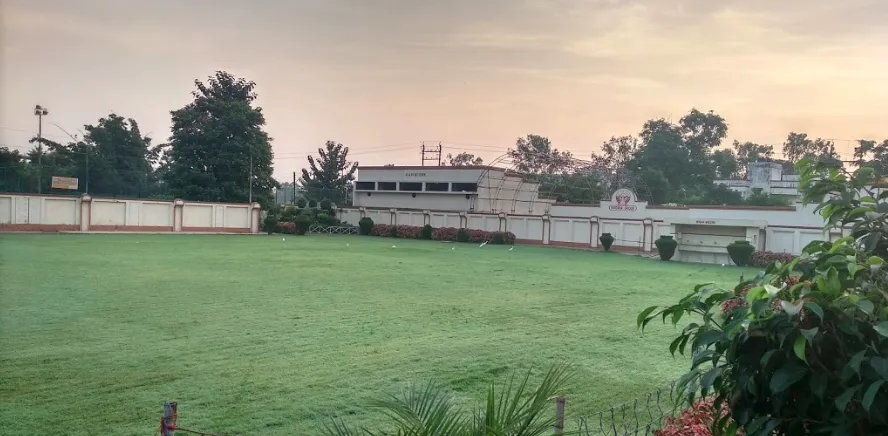 Niranjan Lal bhavan