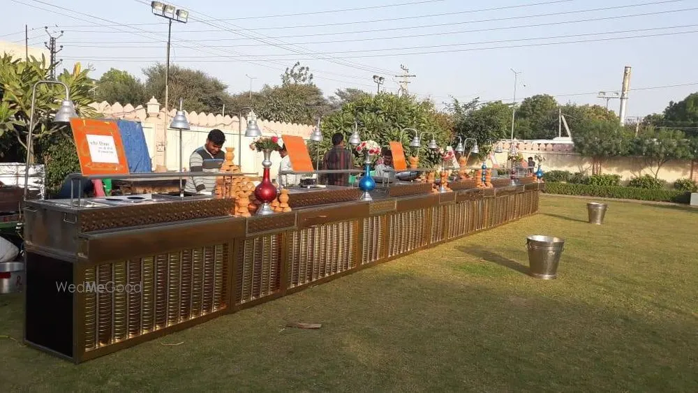Roopji Halwai And Caterers