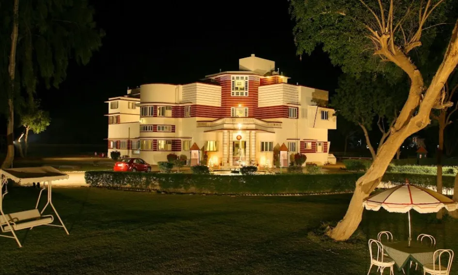 Karni Bhawan Palace