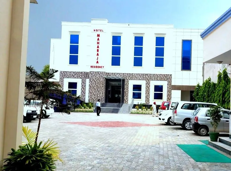 Hotel Maharaja Residency