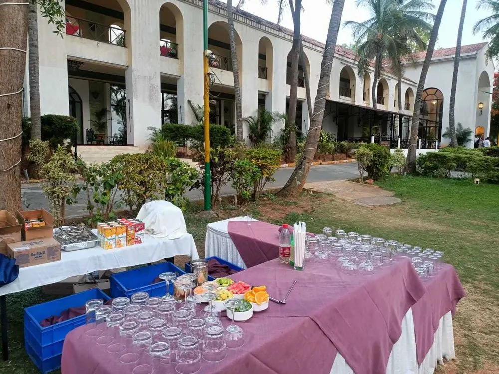 Alcholoveic Bartenders