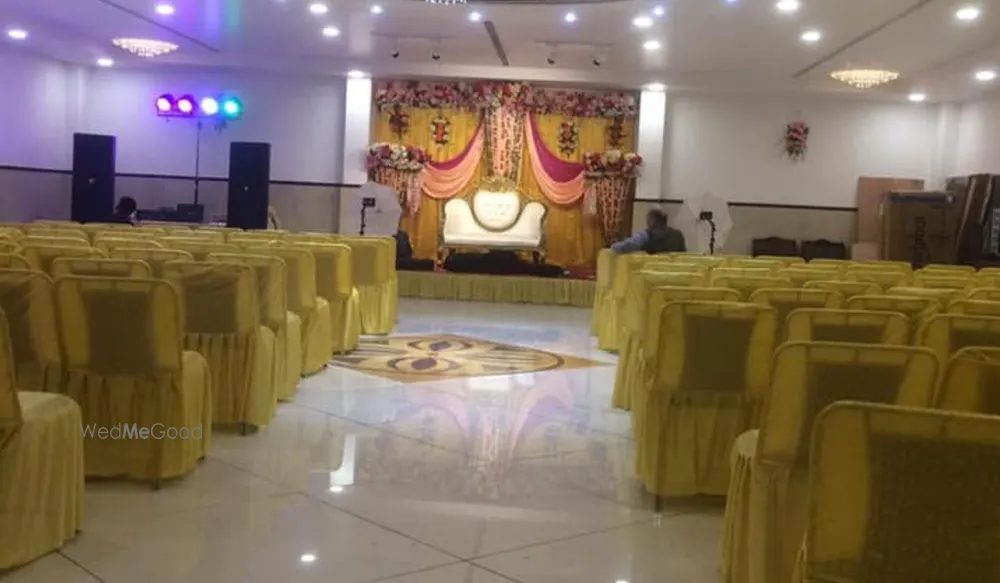 Hotel Vibharaj Palace