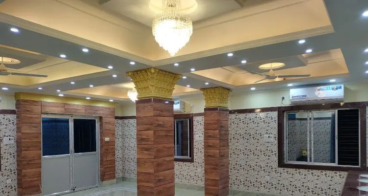 Tirupati Banquet & Guest House