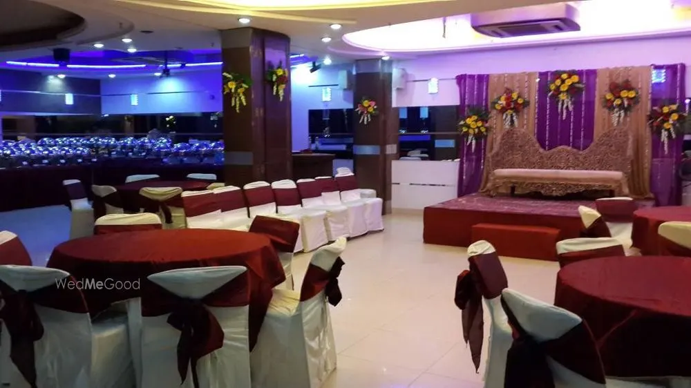 Royal Castle Grand