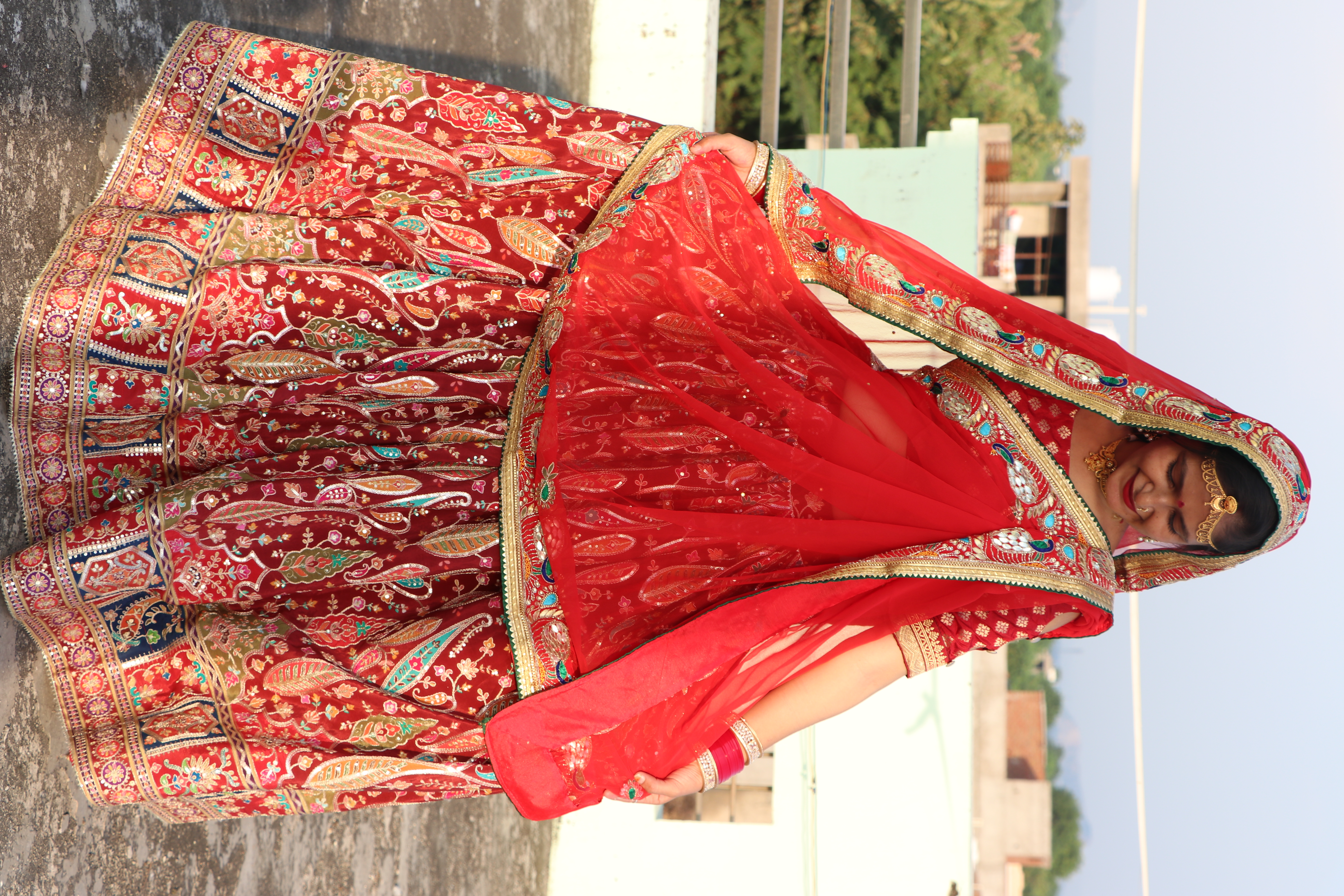 Bandhej Palazzo Suit alternate view