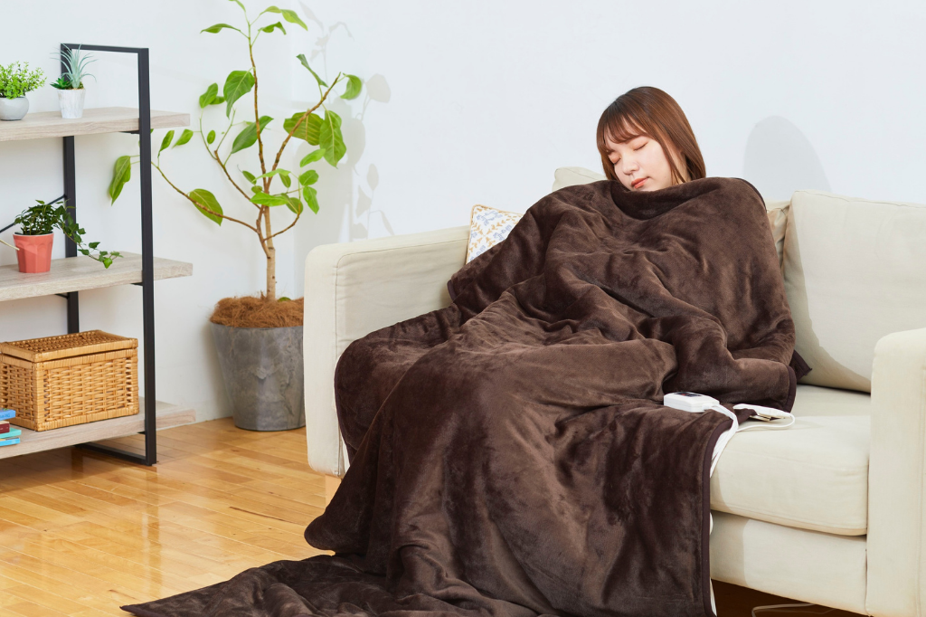 heating, warmth, energy, heat, heating costs, radiator, thermostat, heating system, heating, radiator, radiator, radiator, radiator, radiator, thermostat, heating system