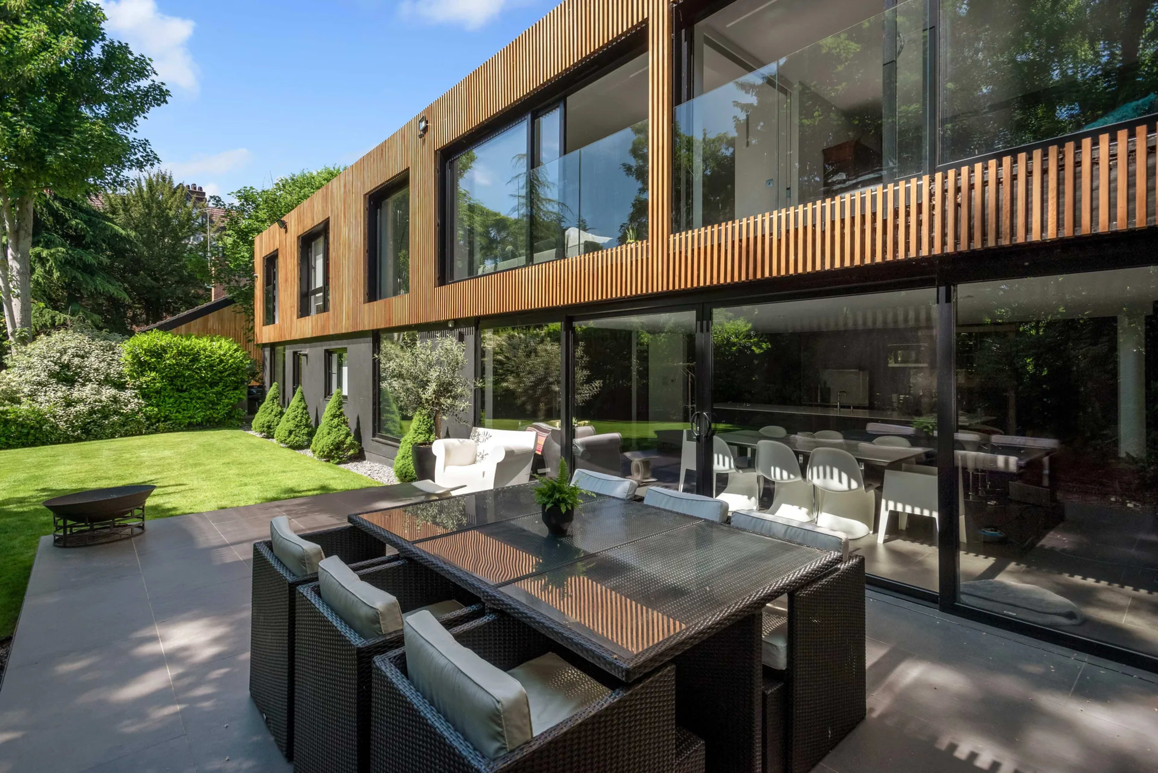 PlanPix Property Marketing - Slide 1