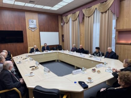 Городской голова Калуги обсудил развитие областного центра со старейшинами