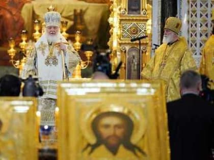 В Неделю Торжества Православия Святейший Патриарх Кирилл совершил Литургию в Храме Христа Спасителя