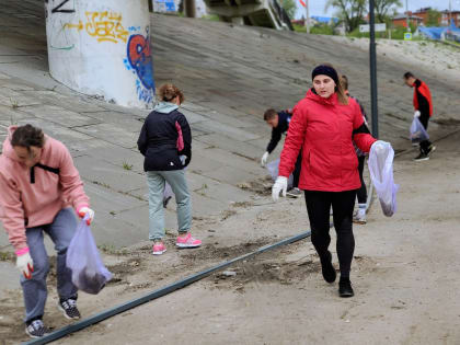Плоггинг-забег "СПОРТ! ТРУД! МАЙ!"