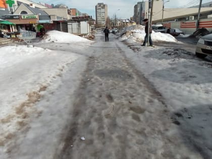 ТАТЬЯНЕ ЛЕОНОВОЙ НАДО ВЫЙТИ НА УТРЕННЮЮ ПРОГУЛКУ В ОБНИНСКЕ