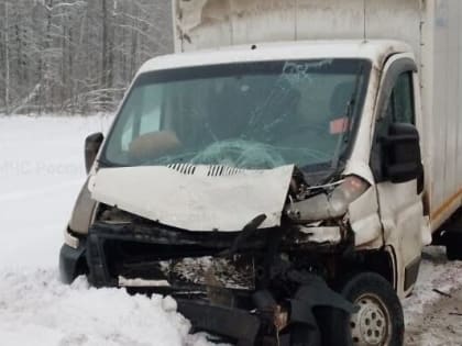 В Жуковском районе жестко столкнулись “Hyundai Starex” и “Peugeot Boxer”